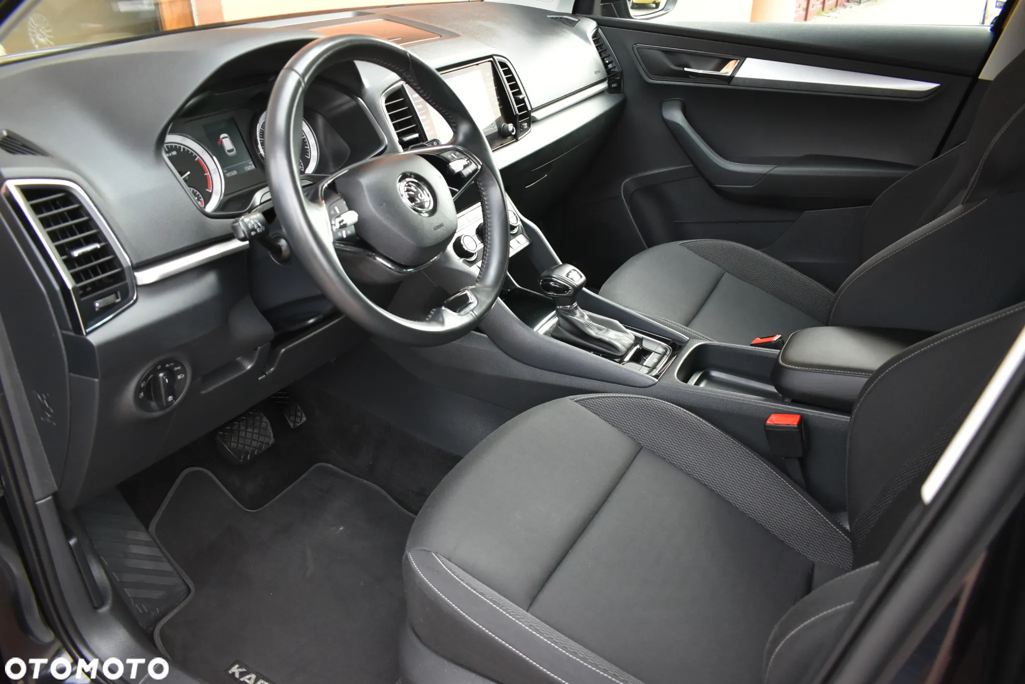 Skoda Karoq 1.5 TSI ACT 4x2 Ambition DSG - 20