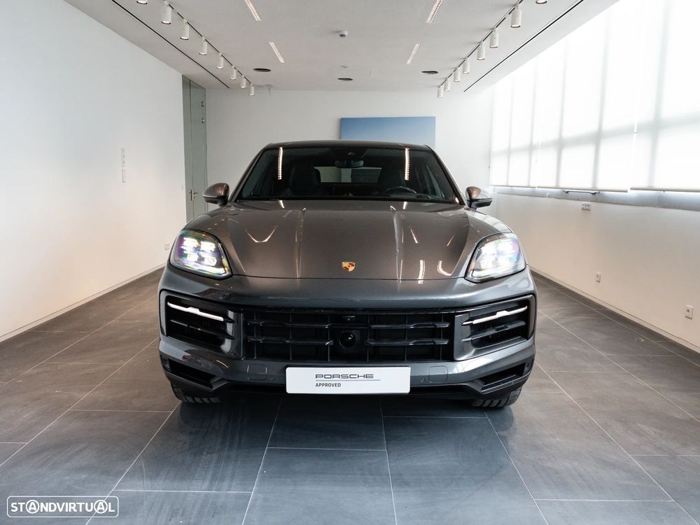 Porsche Cayenne Coupé E-Hybrid - 9