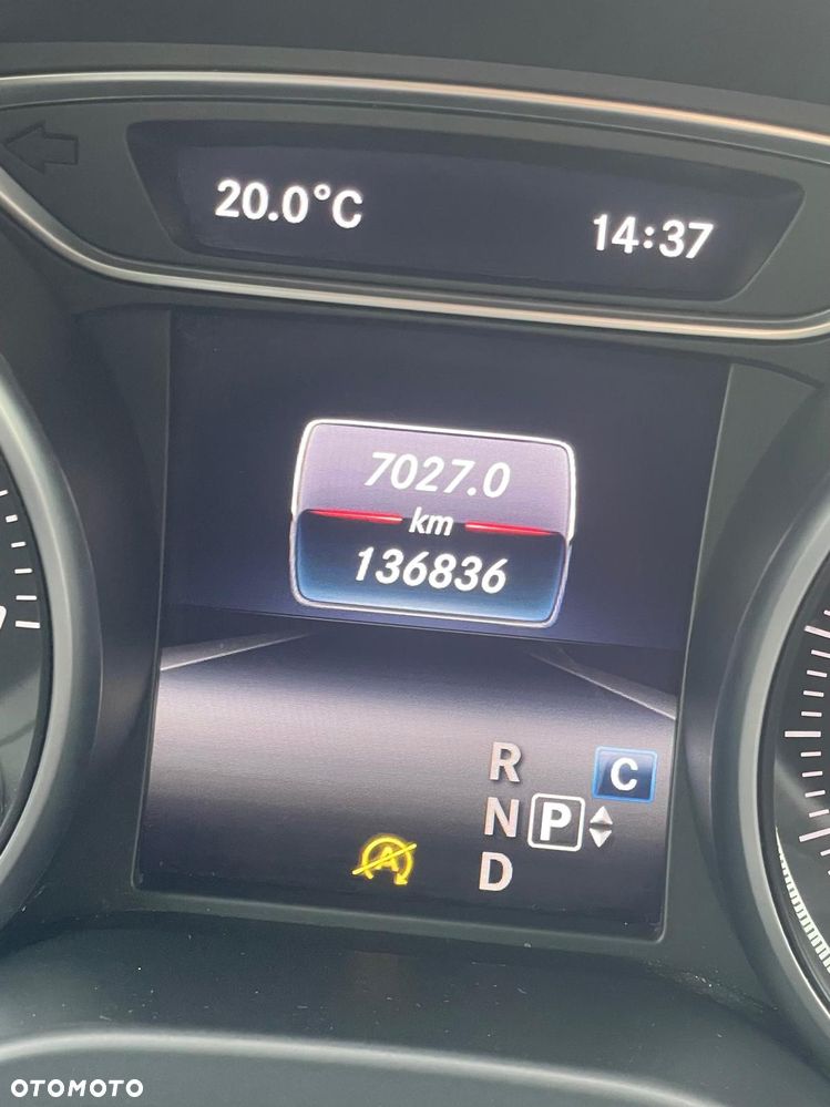 Mercedes-Benz GLA 200 7G-DCT AMG Line - 14