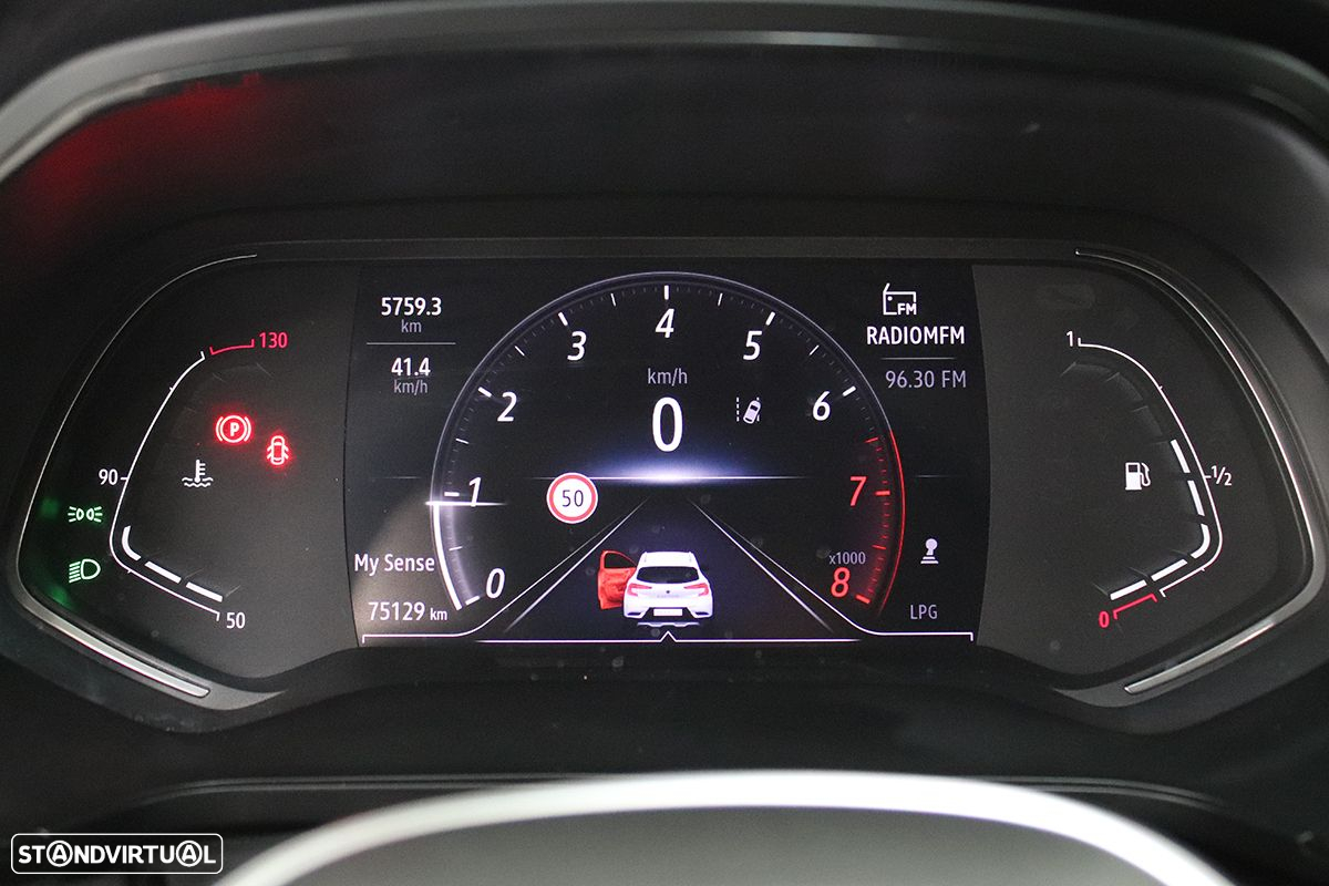 Renault Captur 1.0 TCe Techno Bi-Fuel - 16