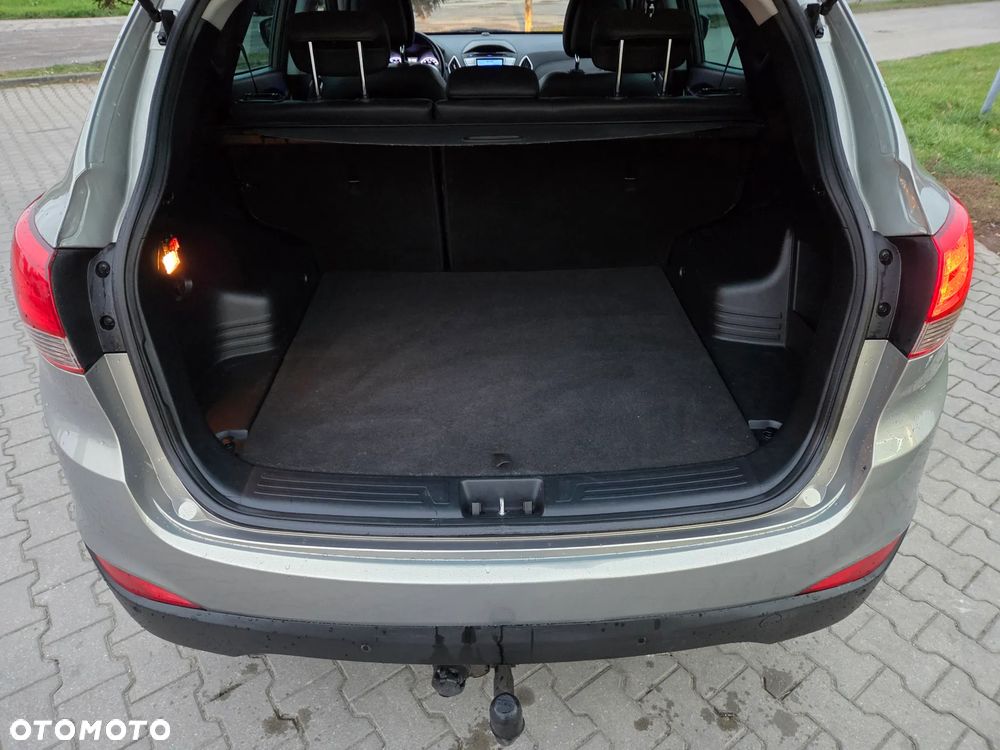 Hyundai ix35 2.0 4WD Premium - 32