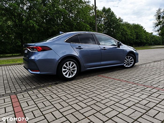 Toyota Corolla - 12