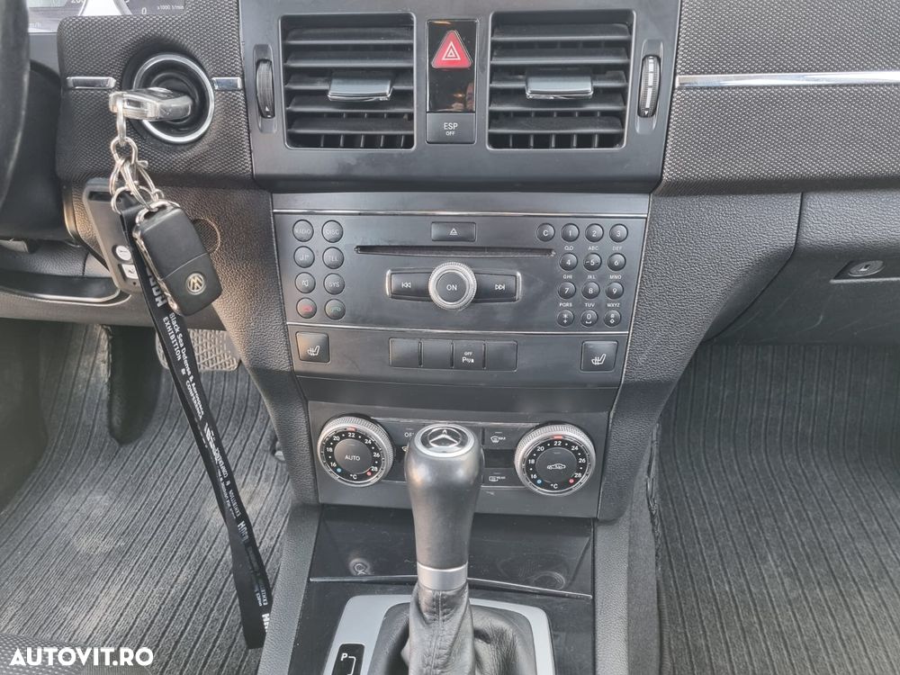 Mercedes-Benz GLK 220 CDI DPF 4Matic BlueEFFICIENCY 7G-TRONIC - 17