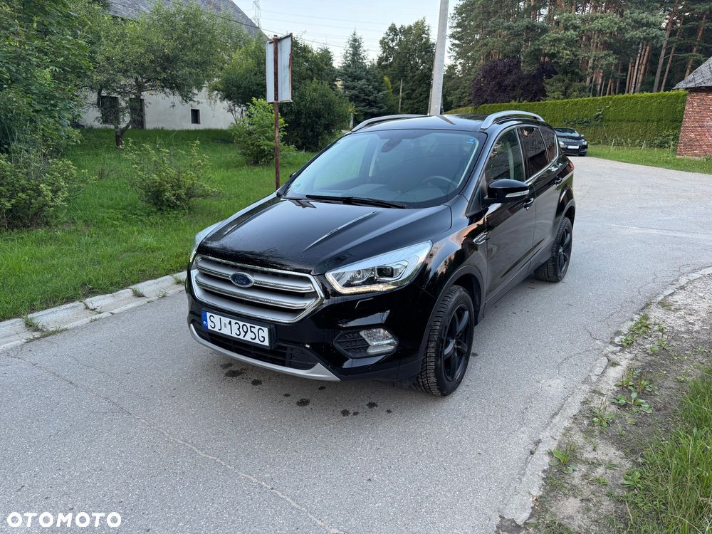 Ford Kuga 1.5 EcoBoost 2x4 Titanium - 3