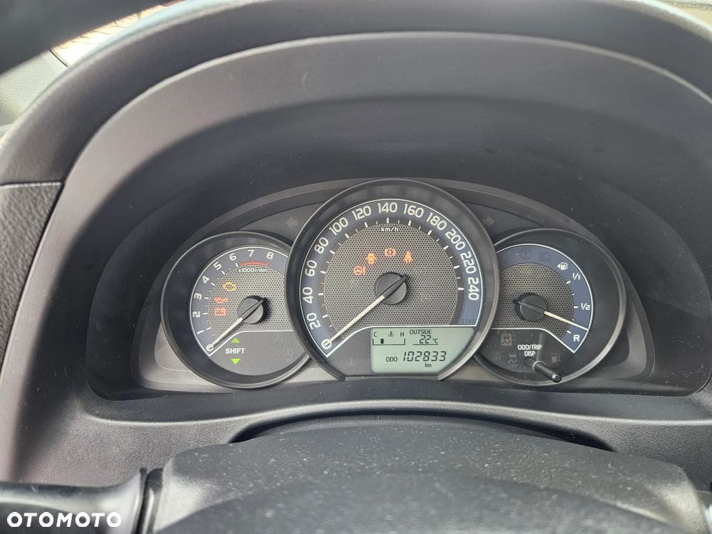 Toyota Auris 1.33 VVT-i Active - 11