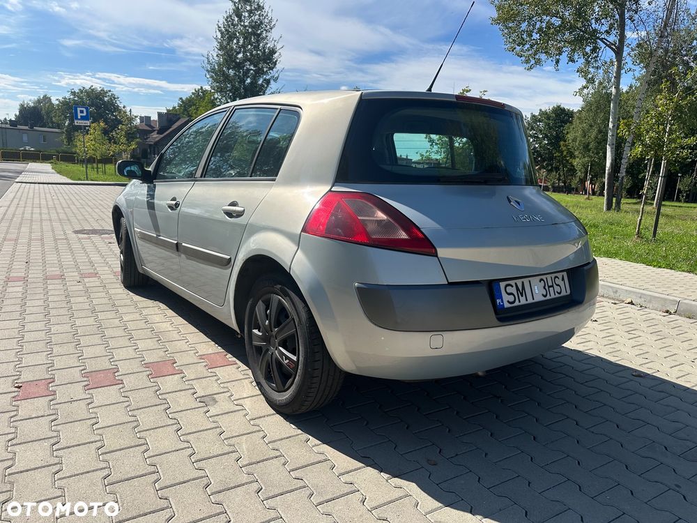 Renault Megane - 8