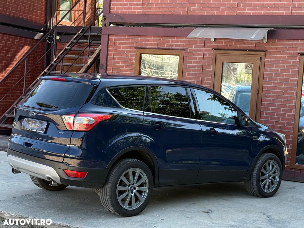 Ford Kuga - 4