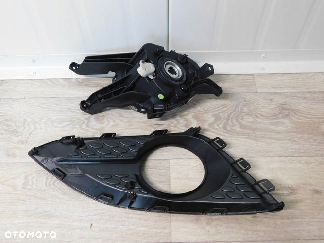 HYUNDAI I30 3d SPORT 12- kratka lewa halogen lewy - 2