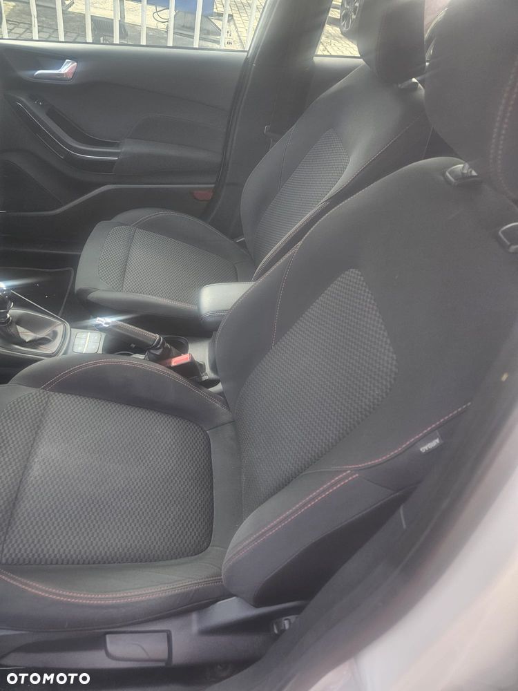 Ford Fiesta - 10