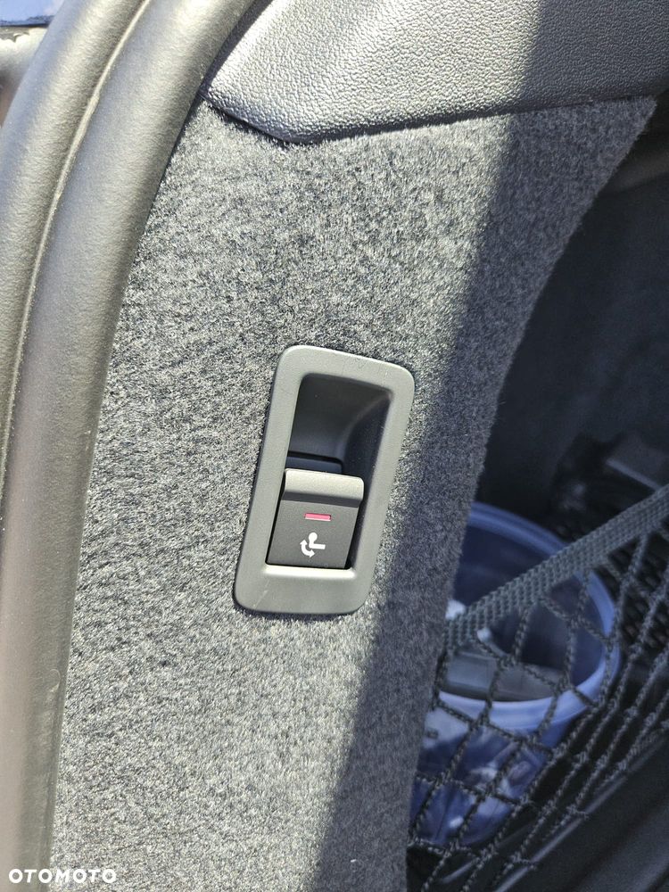 Audi A6 Avant e-tron - 16