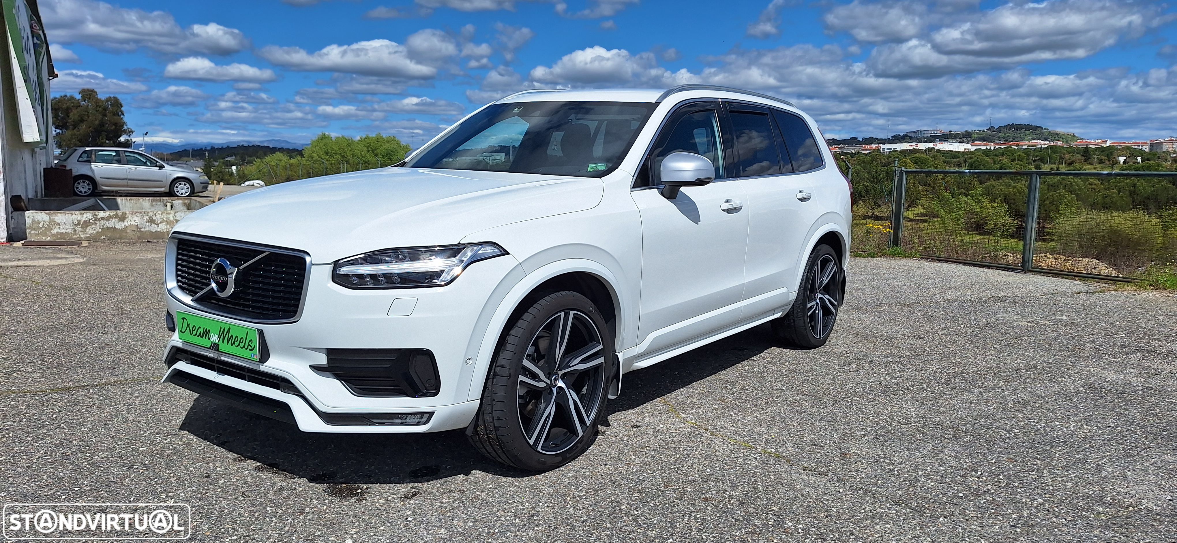 Volvo XC 90 2.4 D5 7L Nivel 3 Auto. - 1