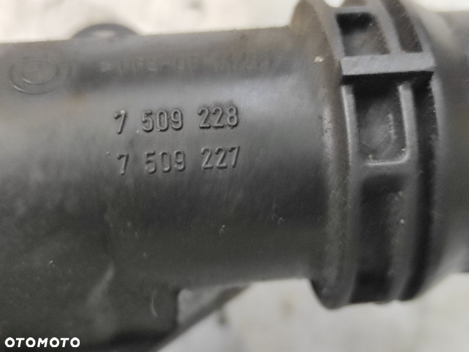BMW E46 E39 E60 2.5i 2.8i 3.0i Termostat 7509228 - 4