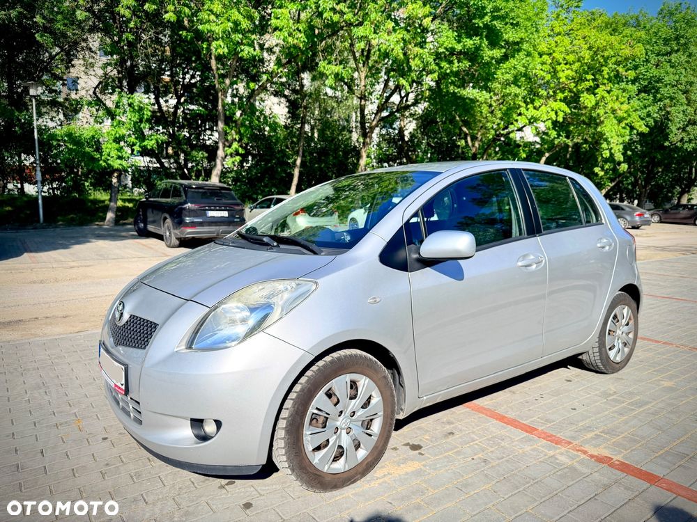 Toyota Yaris 1.3 Luna A/C - 9