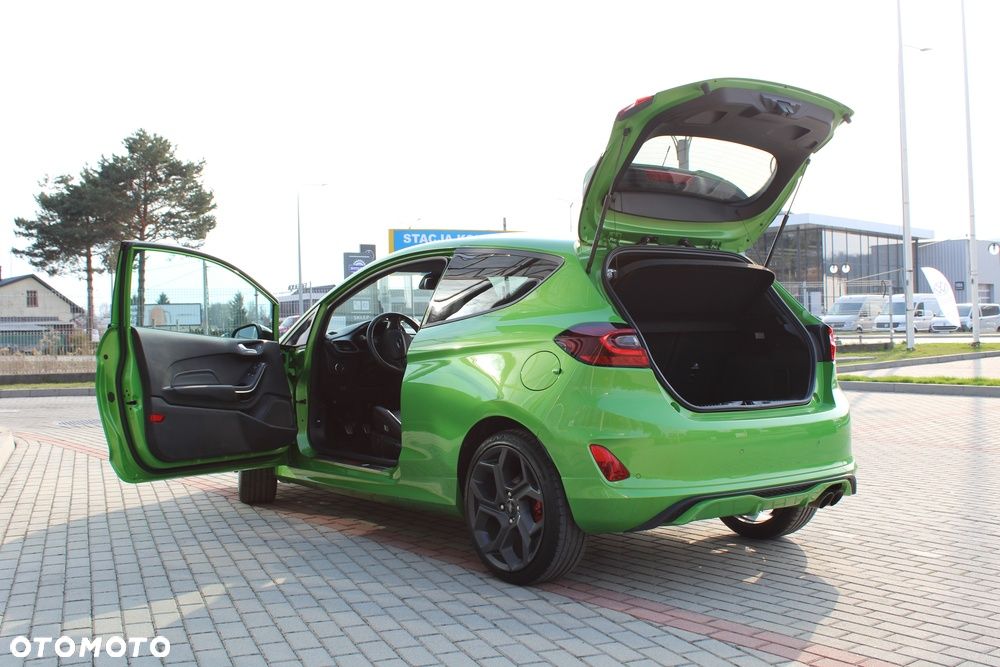 Ford Fiesta - 19