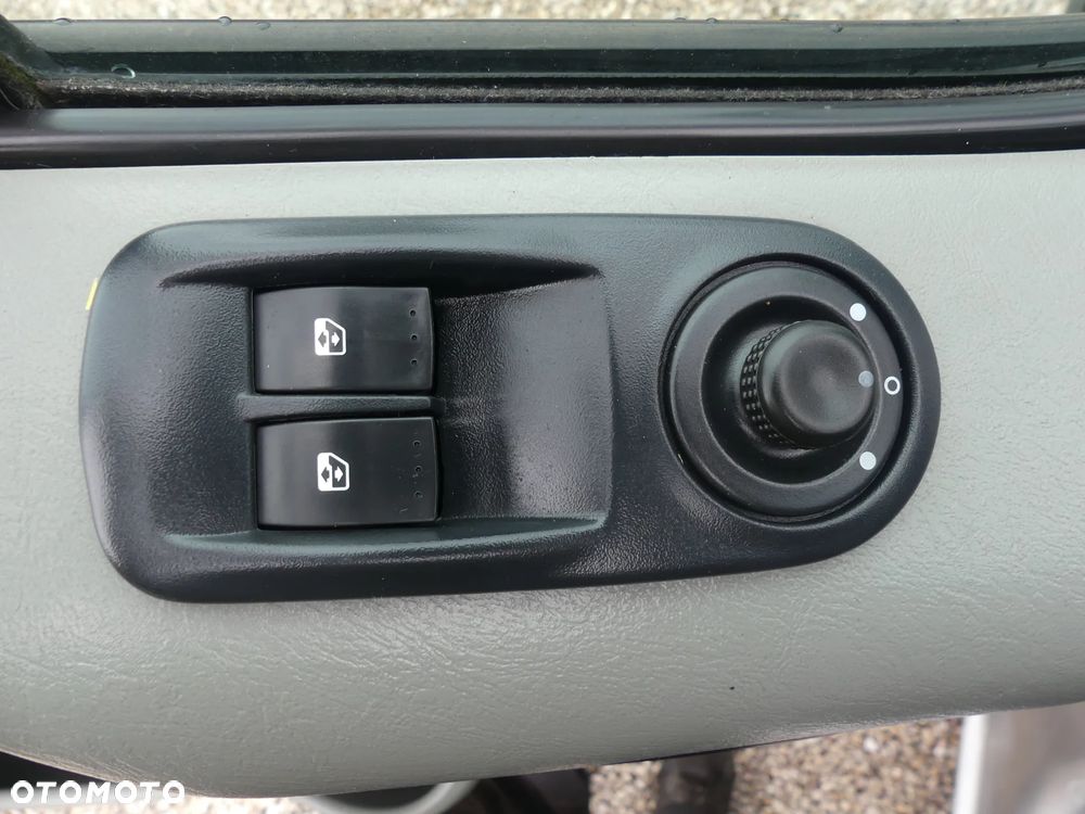 Nissan Primastar - 14