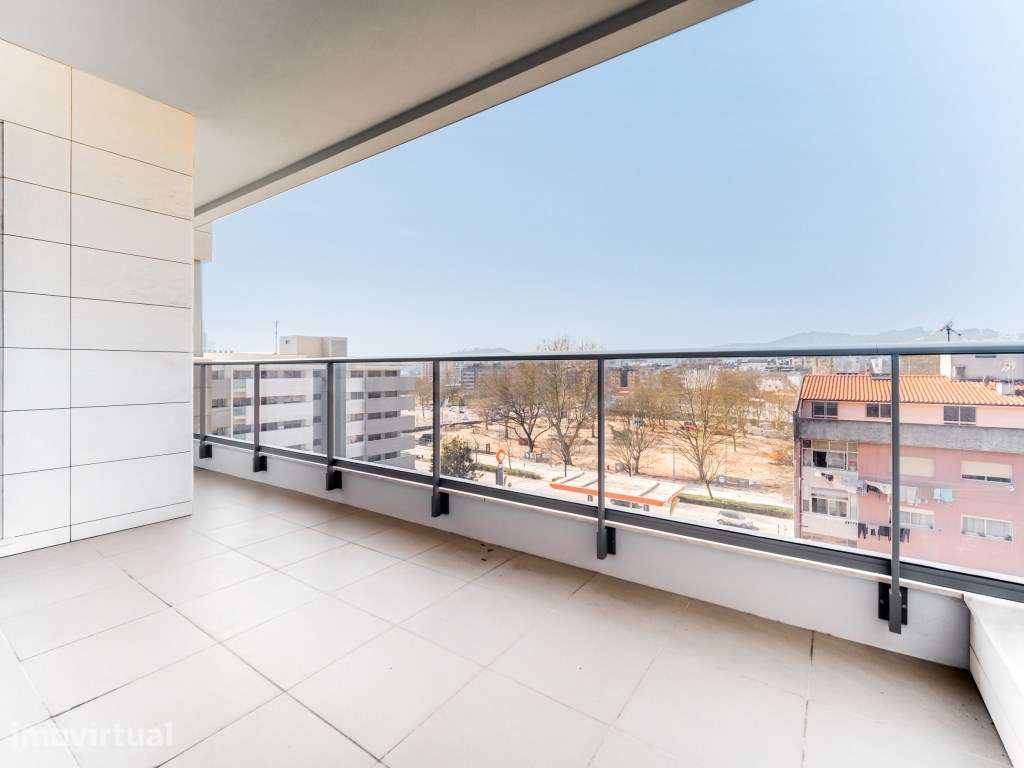 Apartamento T3 - Vista Cidade - Grande imagem: 2/42
