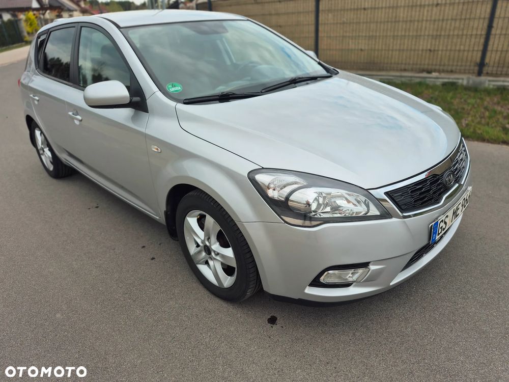Kia Ceed 1.4 CVVT Vision - 1
