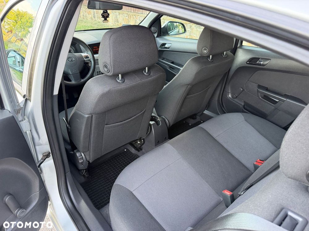 Opel Astra 1.6 Enjoy - 6