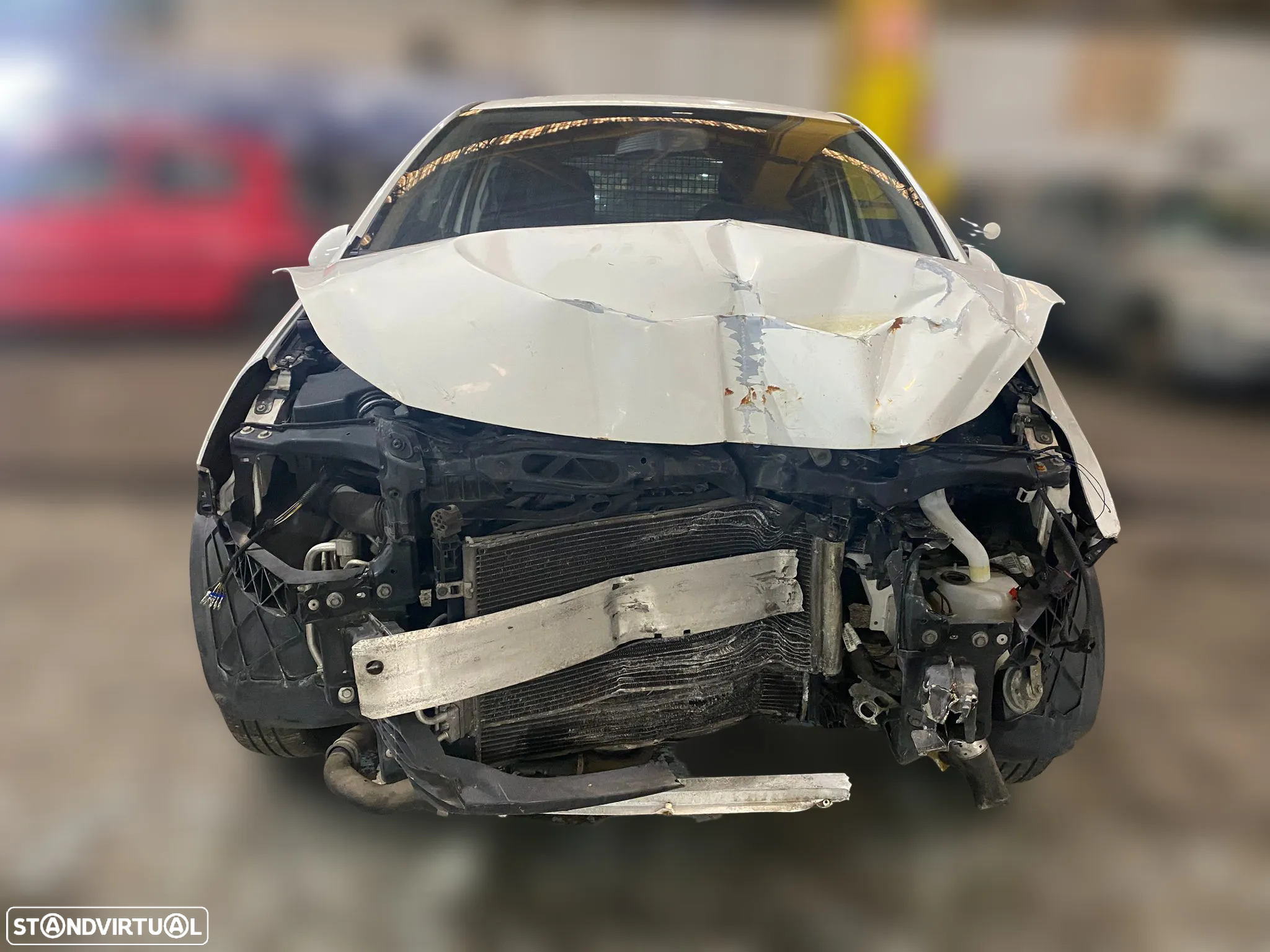 Opel Corsa CDTI Van de 2010 para peças - 5