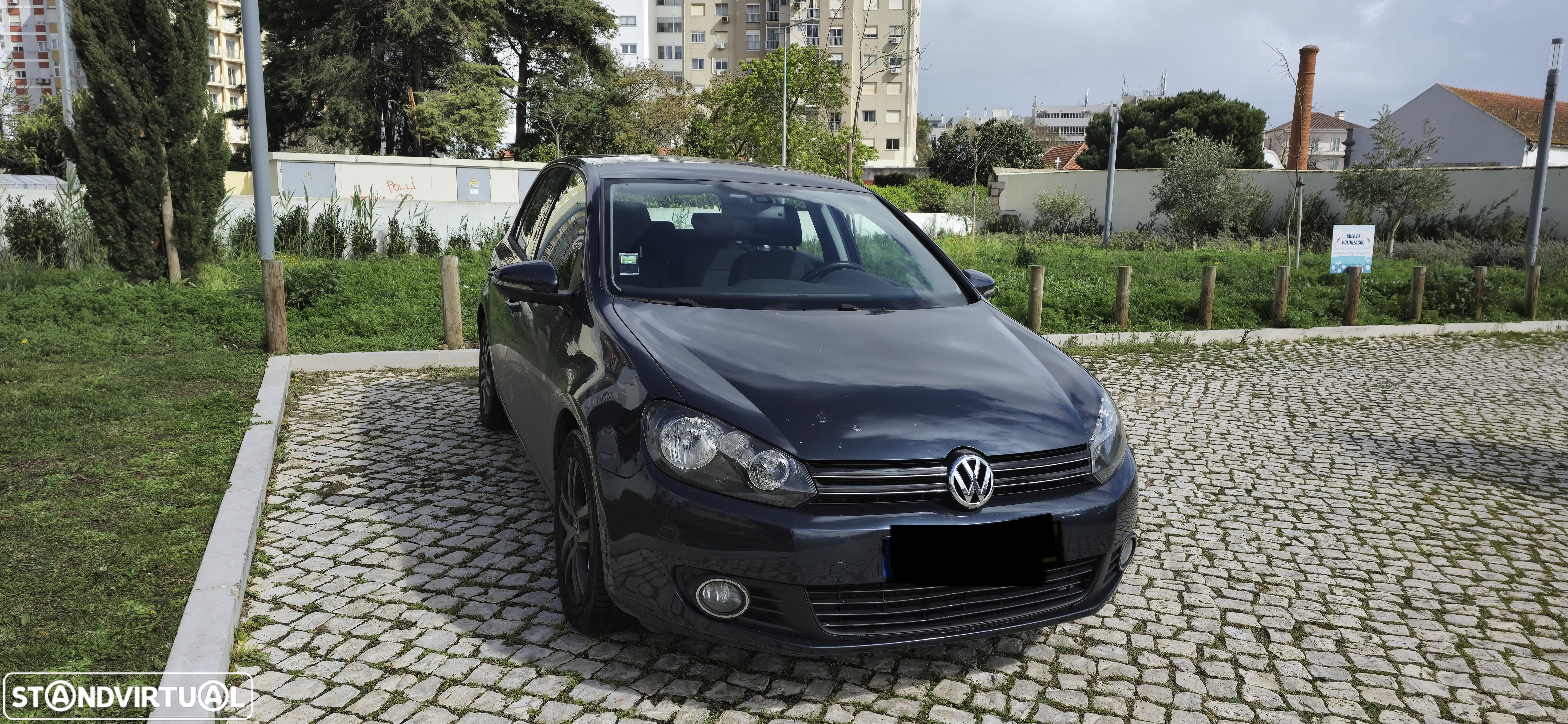 VW Golf 1.6 TDi Confortline - 2