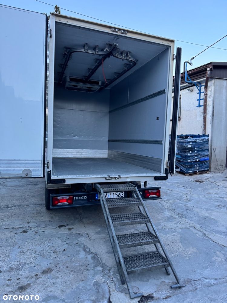 Iveco 35C15 - 21