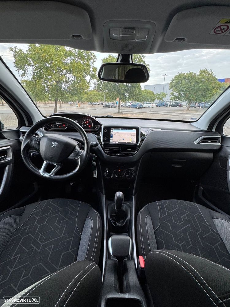 Peugeot 2008 1.2 VTi Allure - 18