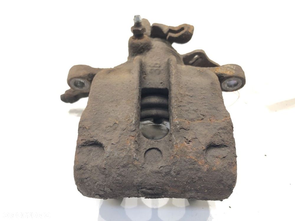 ZACISK LEWY TYŁ - 86.00 PLN - SEAT ALHAMBRA (7V8, 7V9) 1996 - 2010 2.0 TDI 103 kW [140 KM] olej - 1