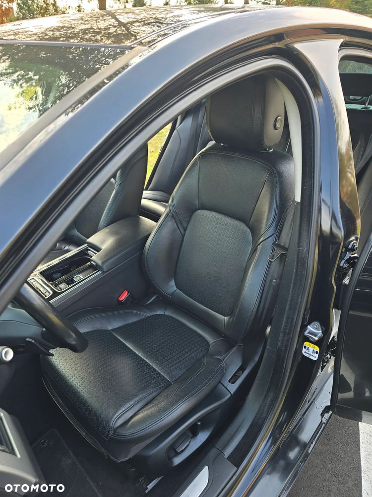 Jaguar XF 20d AWD Prestige - 21