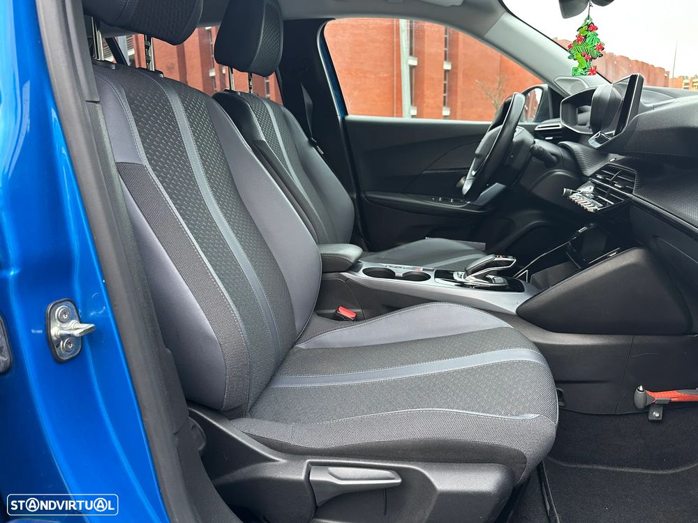 Peugeot e-2008 Allure+ - 19