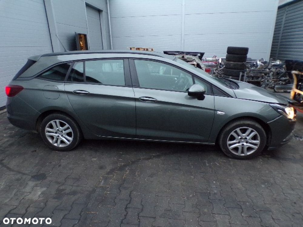 Części - Opel Astra 5 K 1.6 CDTI 110 KM KOMBI 18R - 3