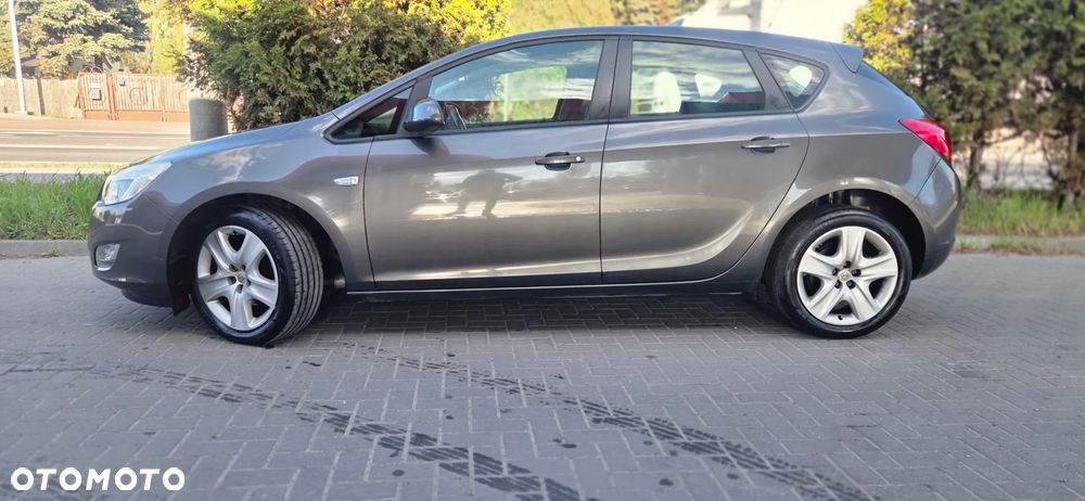 Opel Astra 1.6 Active - 9