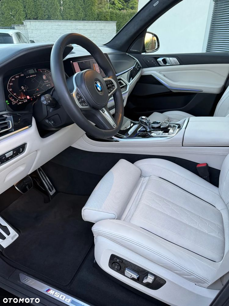 BMW X7 M50d sport - 6