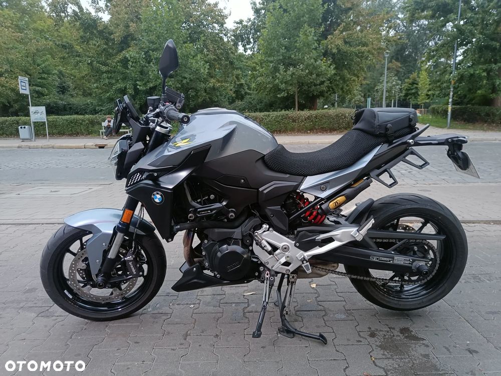 BMW F - 4
