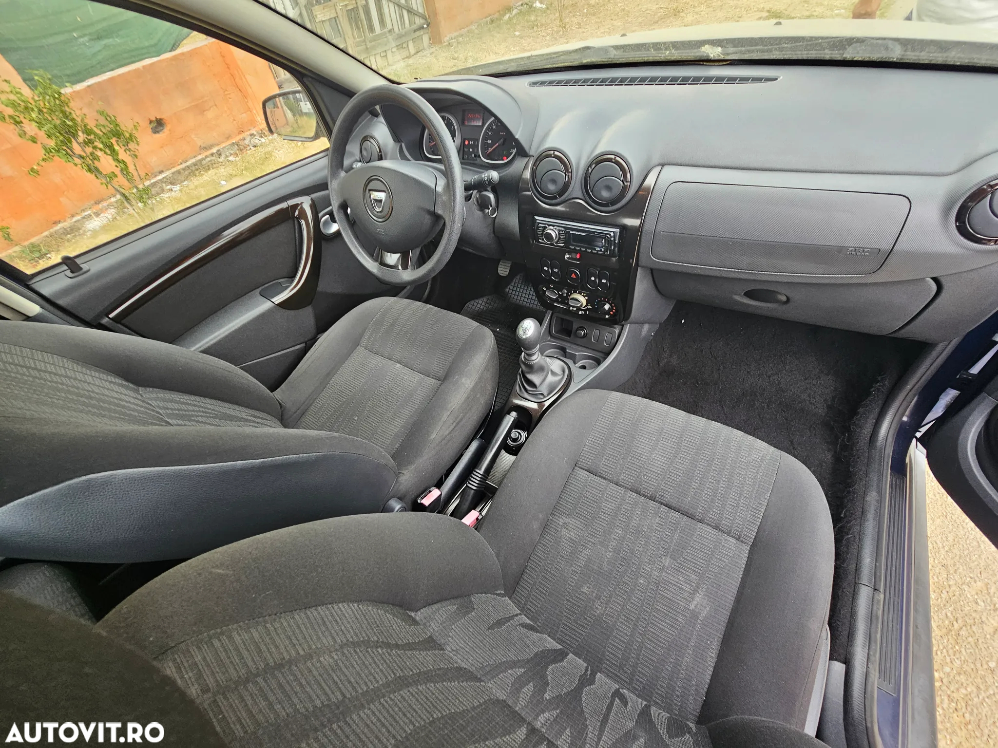 Dacia Duster 1.5 dCi 4x2 Laureate - 10