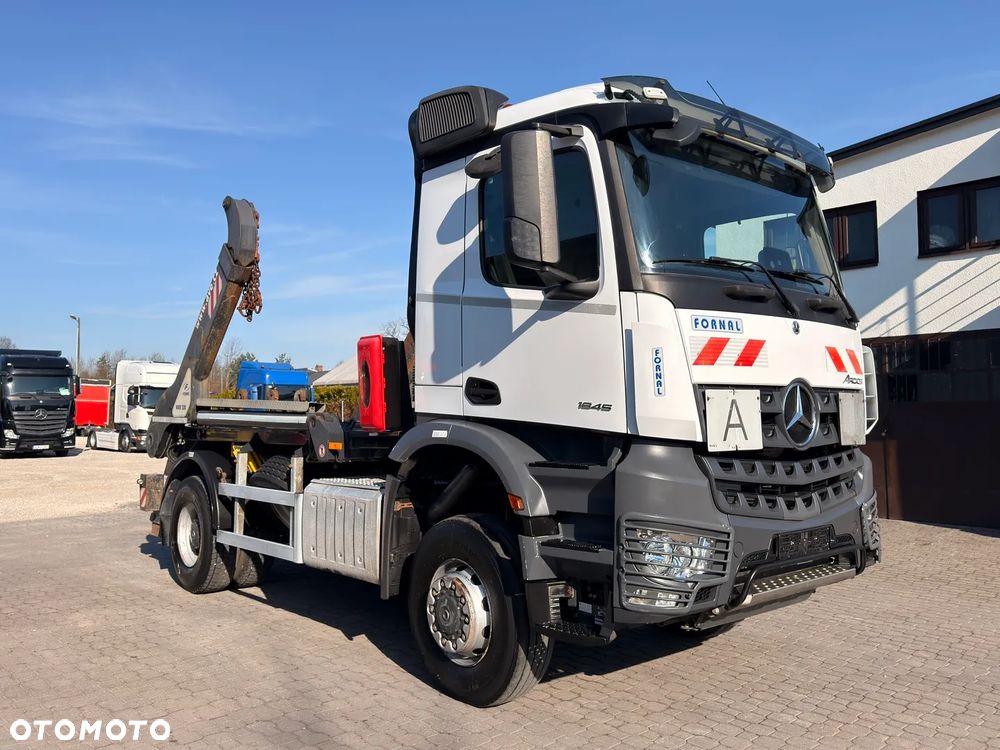 Mercedes-Benz Bramowiec Fornal NKR Euro 6 - 6