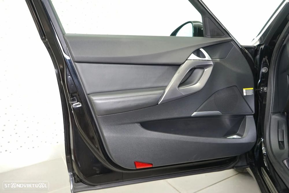 Citroën DS5 1.6 BlueHDi So Chic - 17