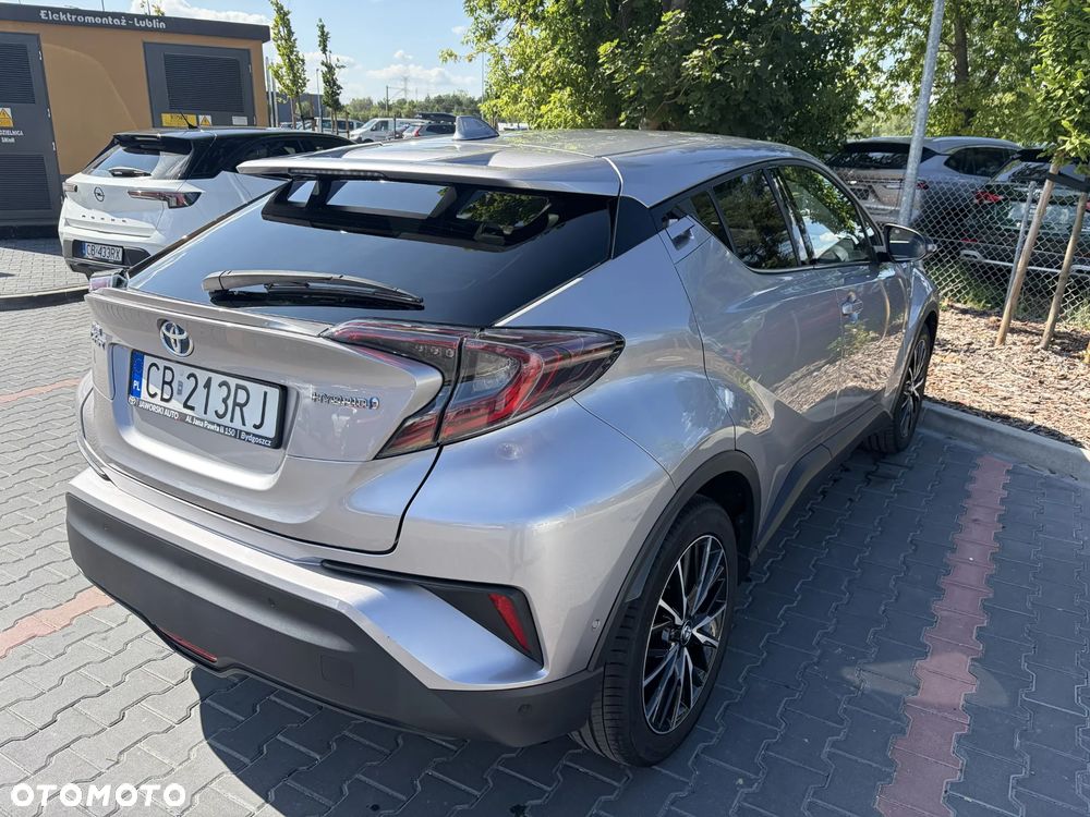 Toyota C-HR Style - 4
