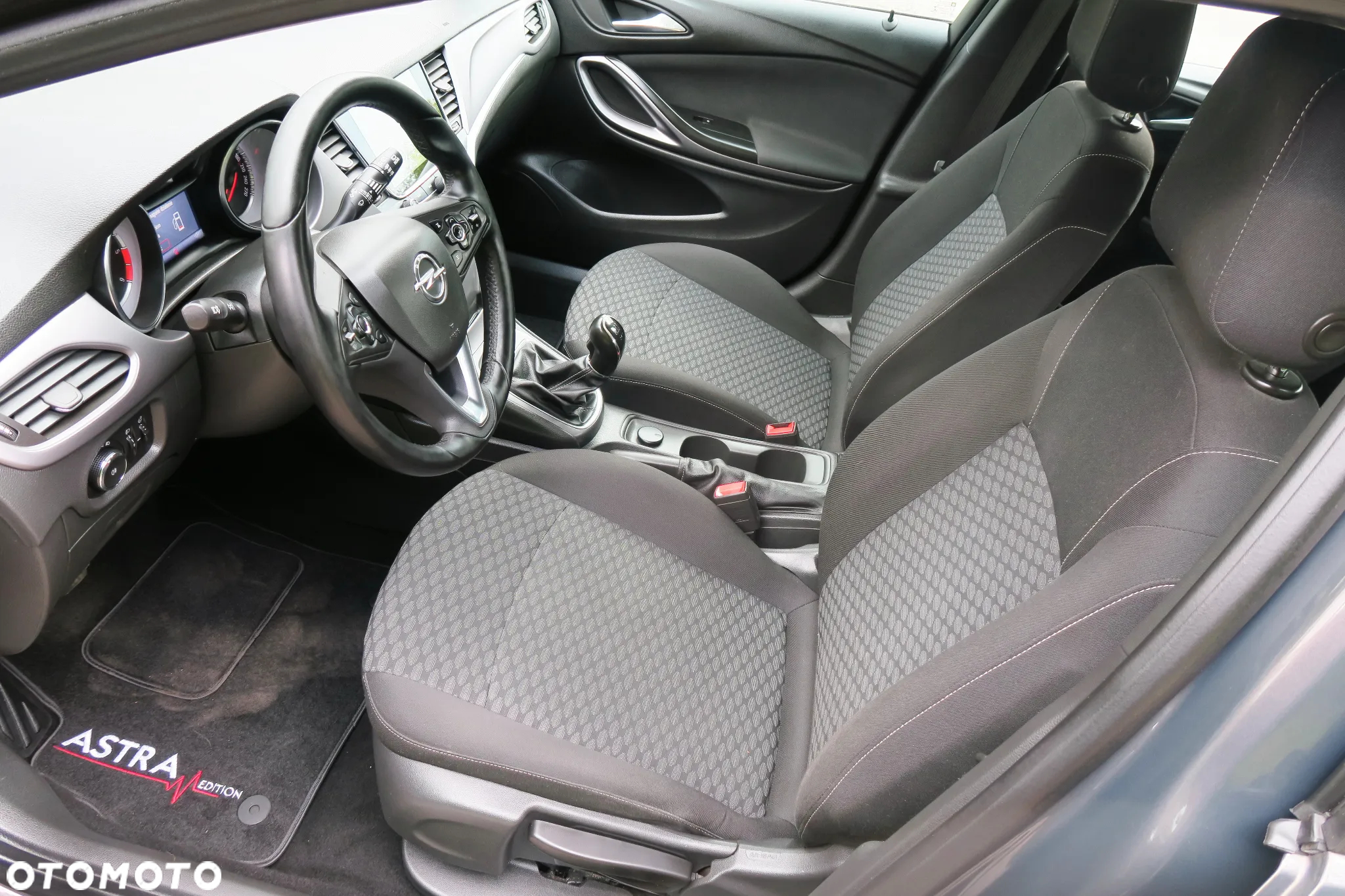 Opel Astra 1.6 D (CDTI) Edition - 9