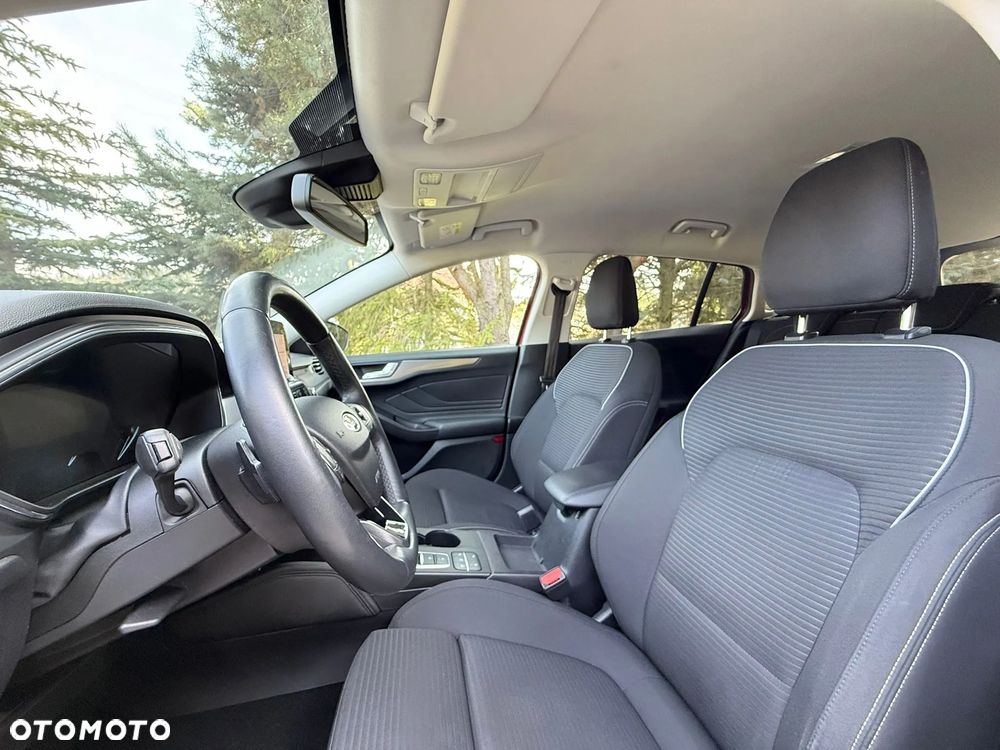 Ford Focus 1.5 EcoBoost Titanium X - 16