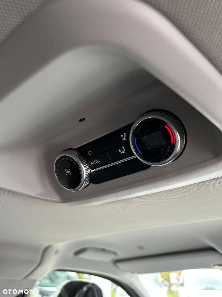 Volkswagen Caravelle 2.0 TDI L2 Edition - 18