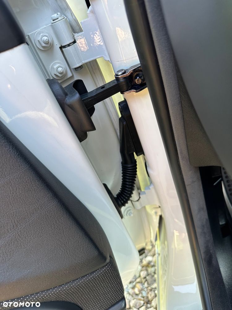 BMW Seria 3 - 26