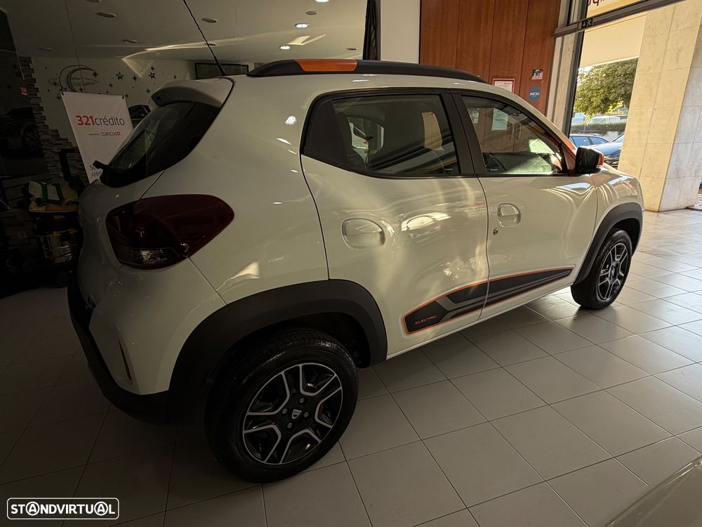 Dacia Spring - 13