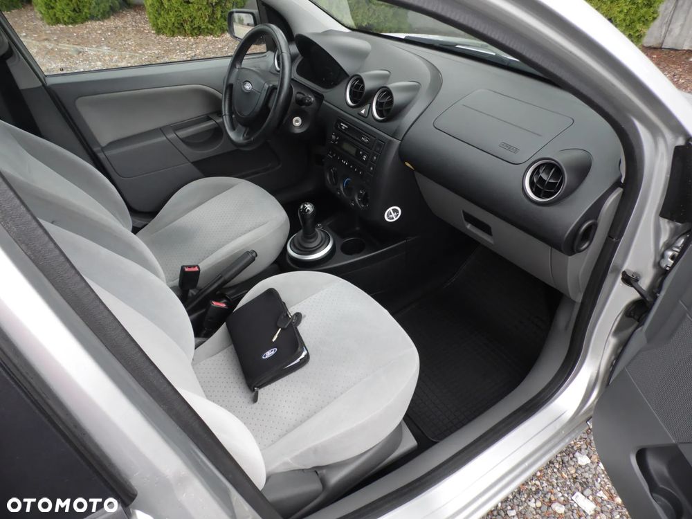 Ford Fiesta 1.4 Durashift-EST Ghia - 3