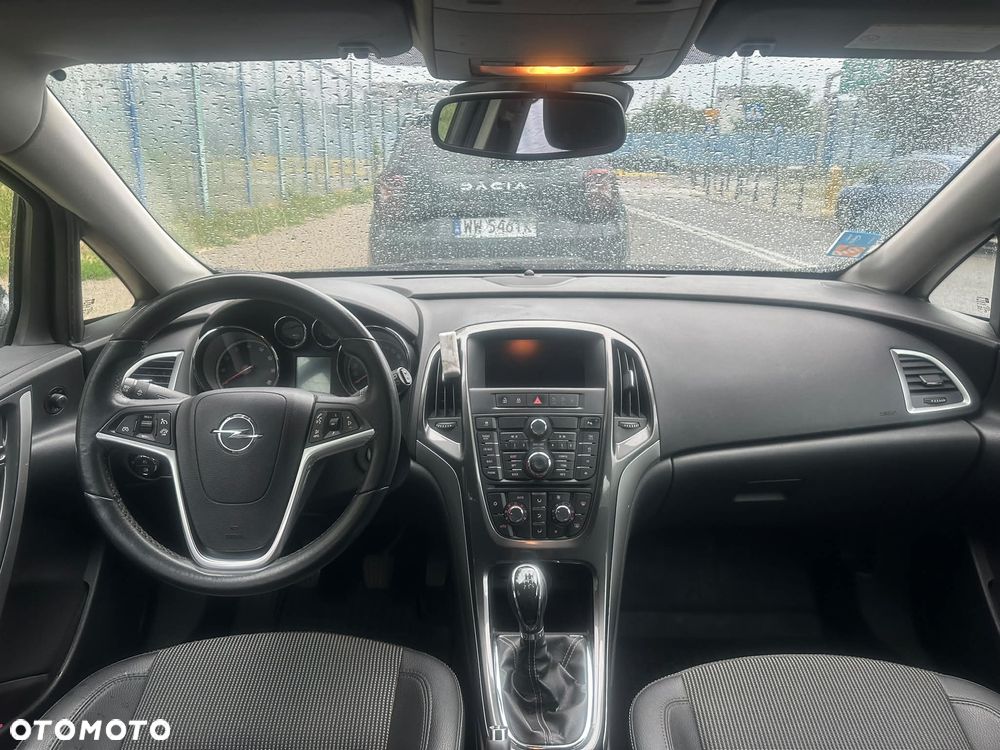 Opel Astra 1.4 T Cosmo - 16