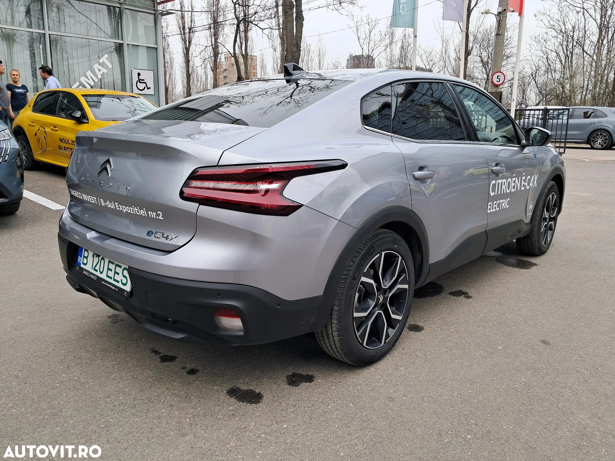 Citroën C4X - 4