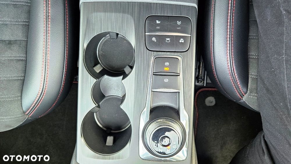 Ford Kuga 2.0 EcoBlue 4x4 ST-LINE X - 33