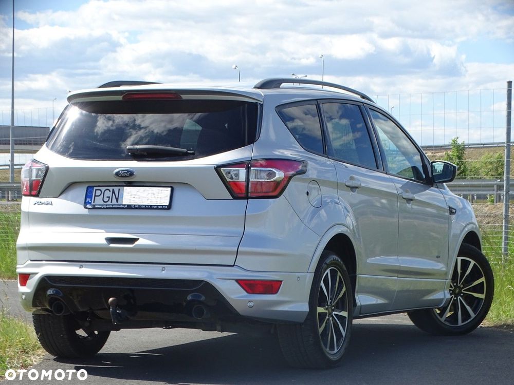 Ford Kuga - 9