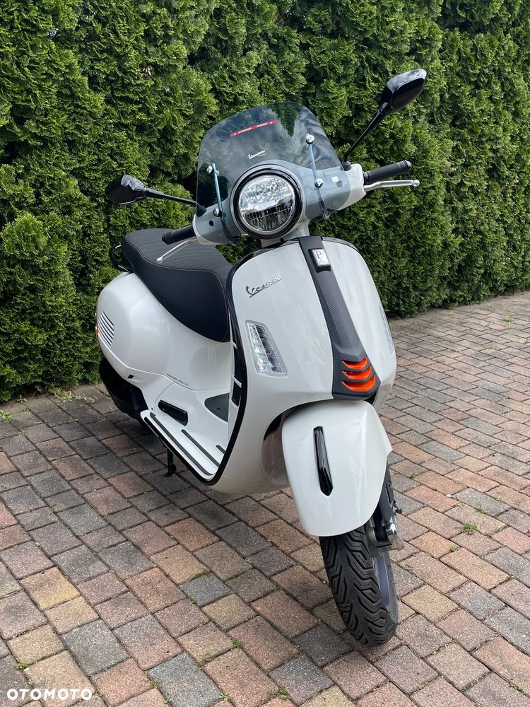 Vespa GTS - 3