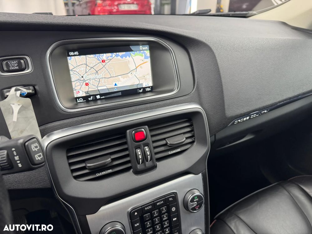 Volvo V40 - 26