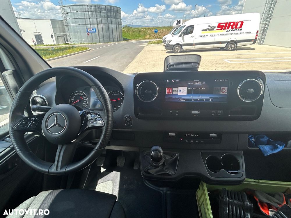 Mercedes-Benz SPRINTER 317 - 7